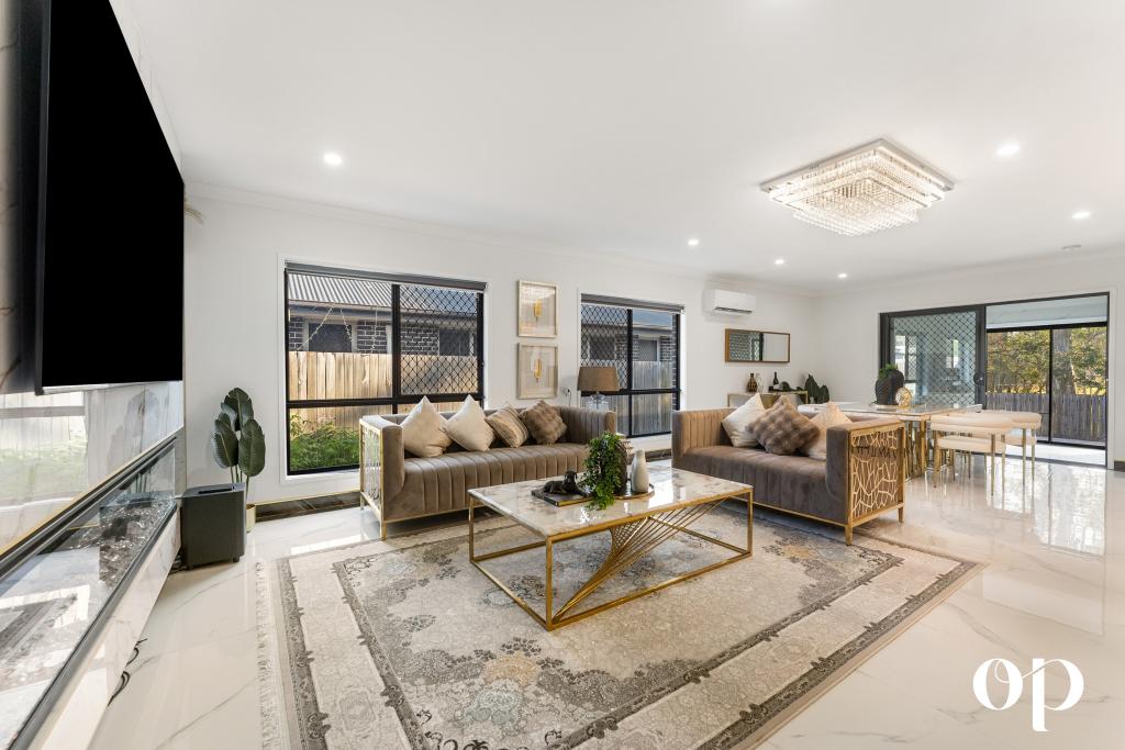 5 Goodwin Cl, Park Ridge, QLD 4125