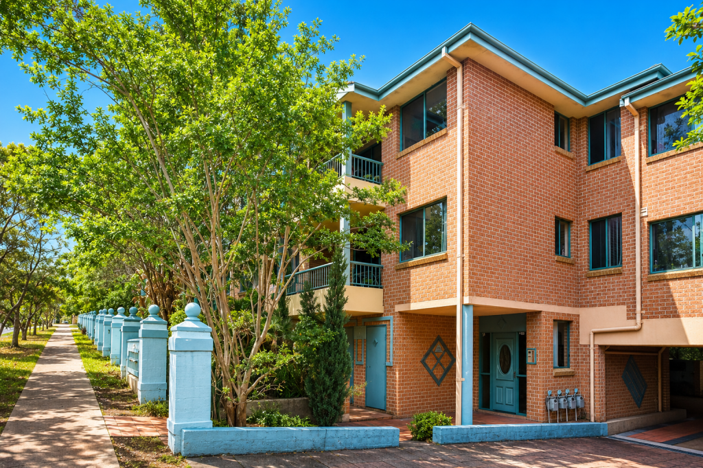 14/13-17 Bailey St, Westmead, NSW 2145