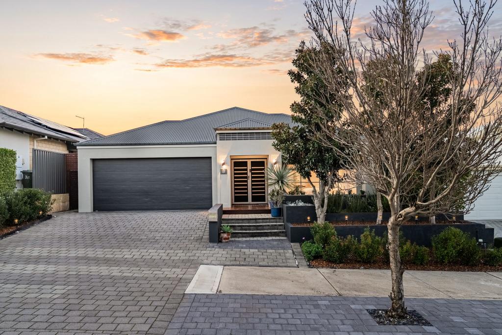 8 Safford Ave, Aveley, WA 6069