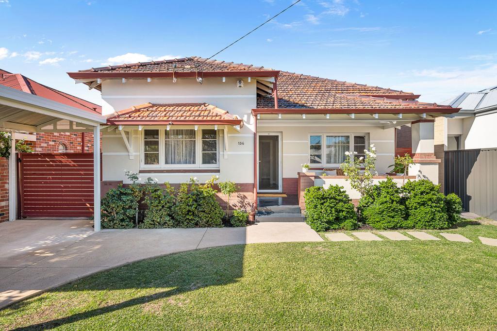136 Egina St, Mount Hawthorn, WA 6016