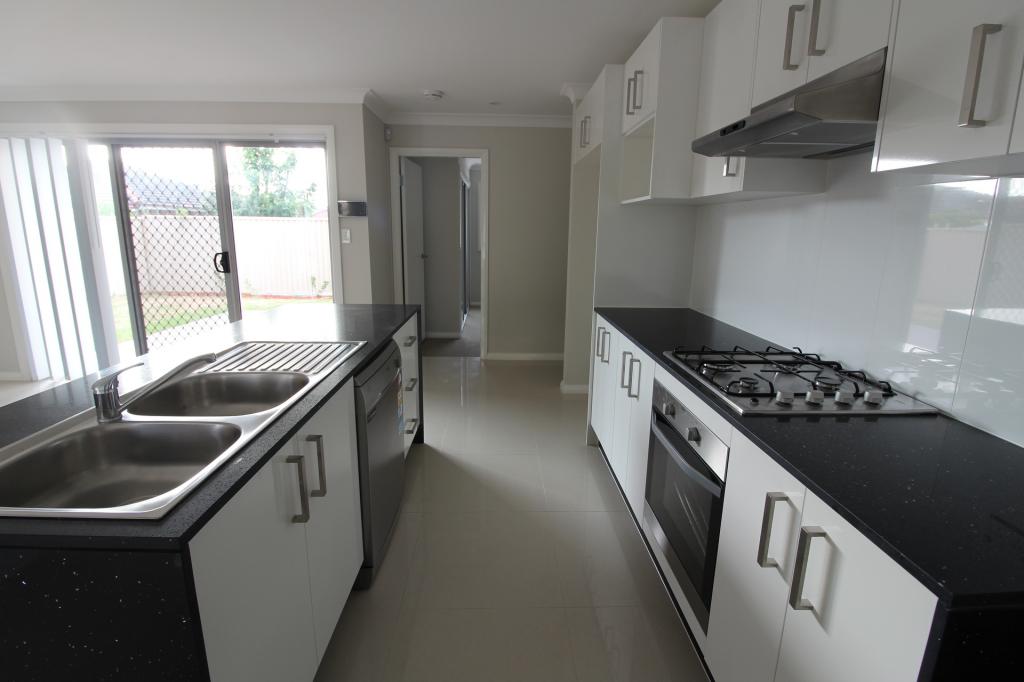 22 Sonoran Gld, Plumpton, NSW 2761