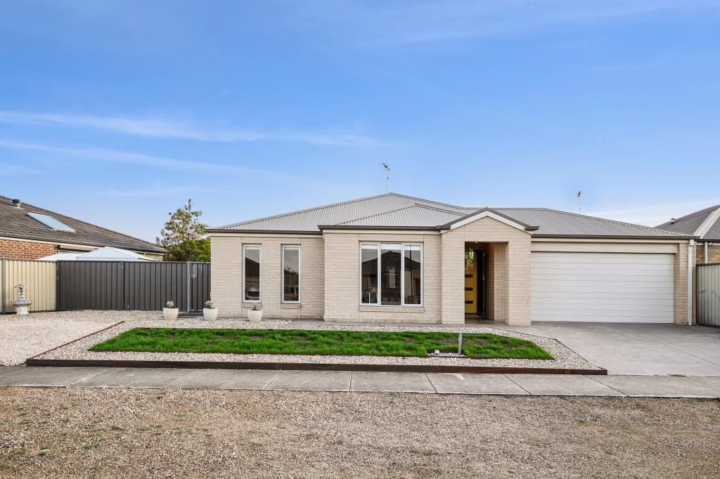 28-30 Weerana Way, Lara, VIC 3212