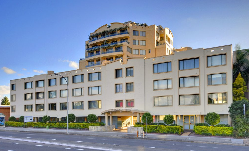 174/107-115 Pacific Hwy, Hornsby, NSW 2077