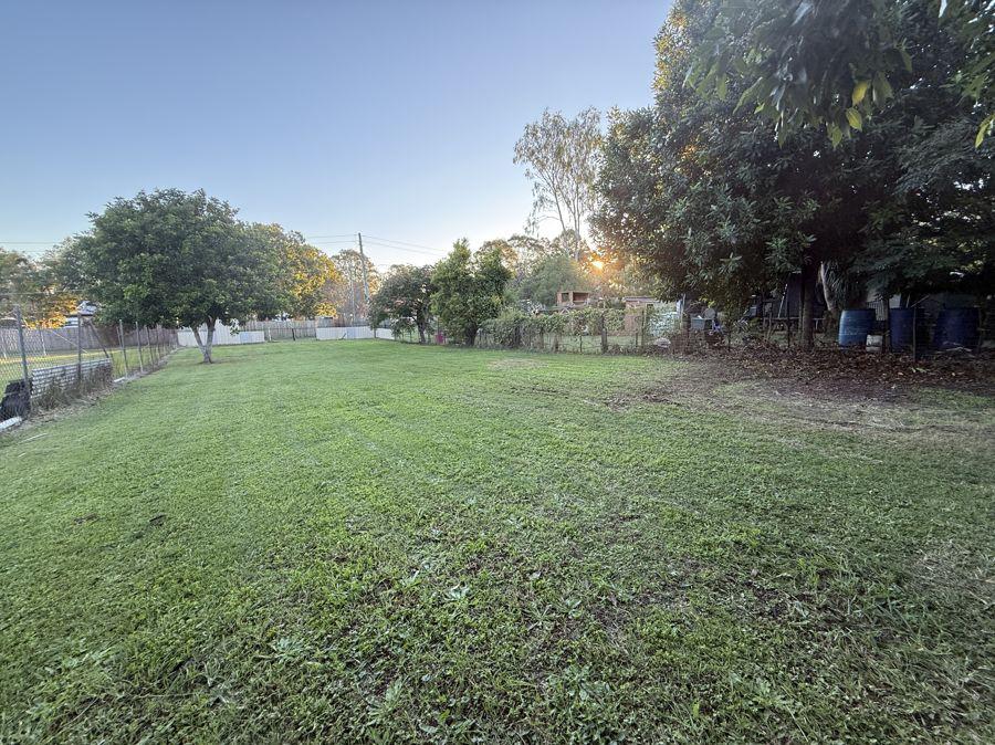 23 Vineyard St, One Mile, QLD 4305