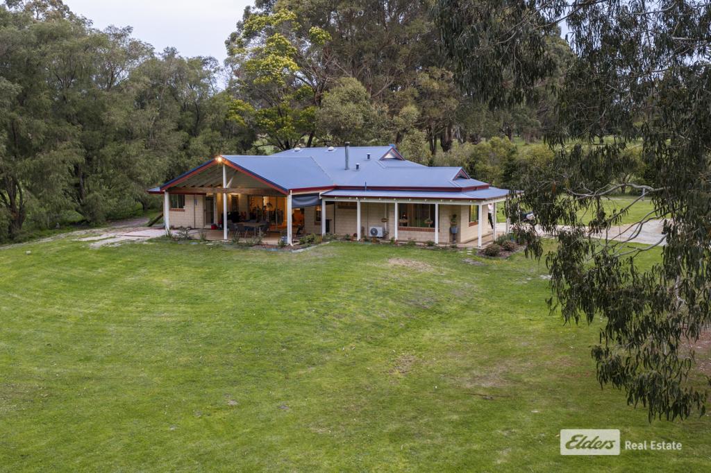 18 Pyungoorup Pl, Mckail, WA 6330