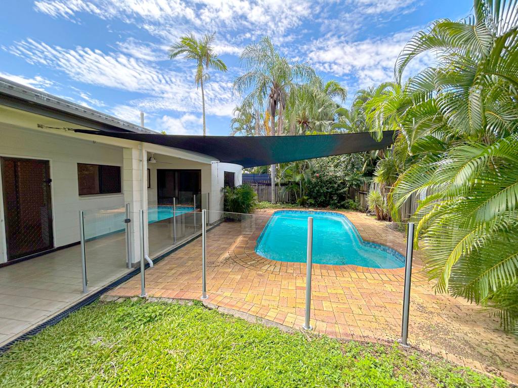 12 THAIS ST, PALM COVE, QLD 4879