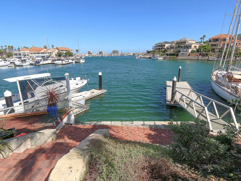 12a Itea Pl, Mindarie, WA 6030