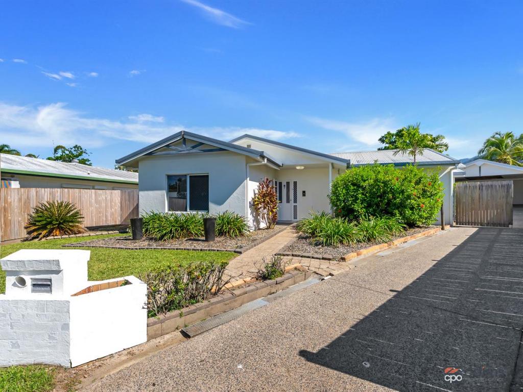 9 Kelpie Cl, Mount Sheridan, QLD 4868