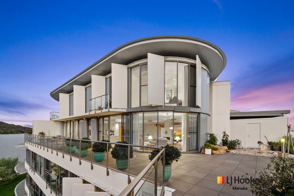 76/11 Eastlake Pde, Kingston, ACT 2604