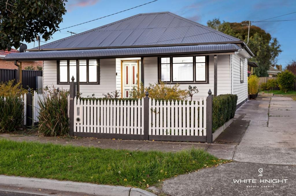 30 ERICA AVE, ST ALBANS, VIC 3021