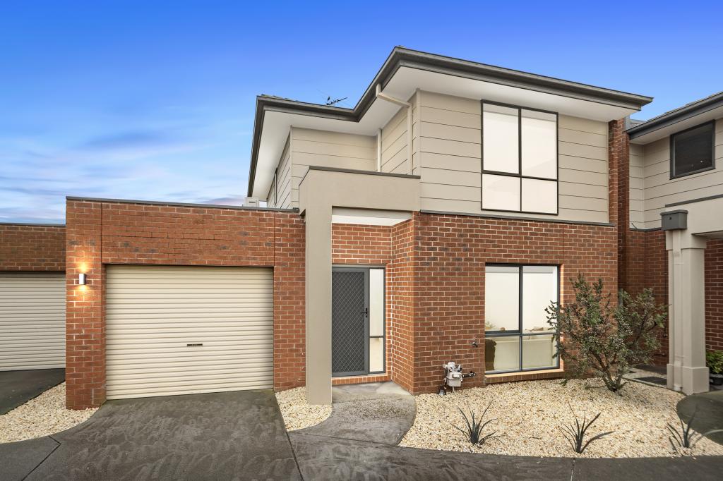 2/30 Simon Ct, Hampton Park, VIC 3976