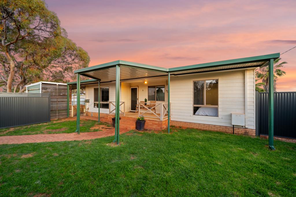 1/5 Hicks Rd, Hannans, WA 6430