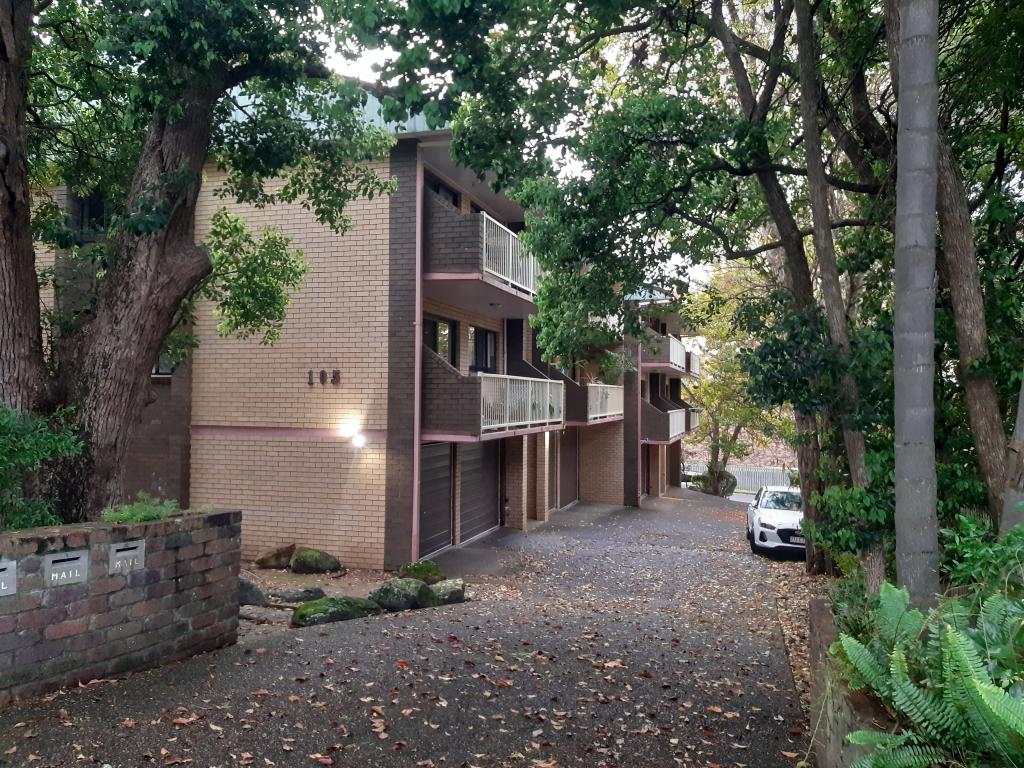2/105 Sherwood Rd, Toowong, QLD 4066