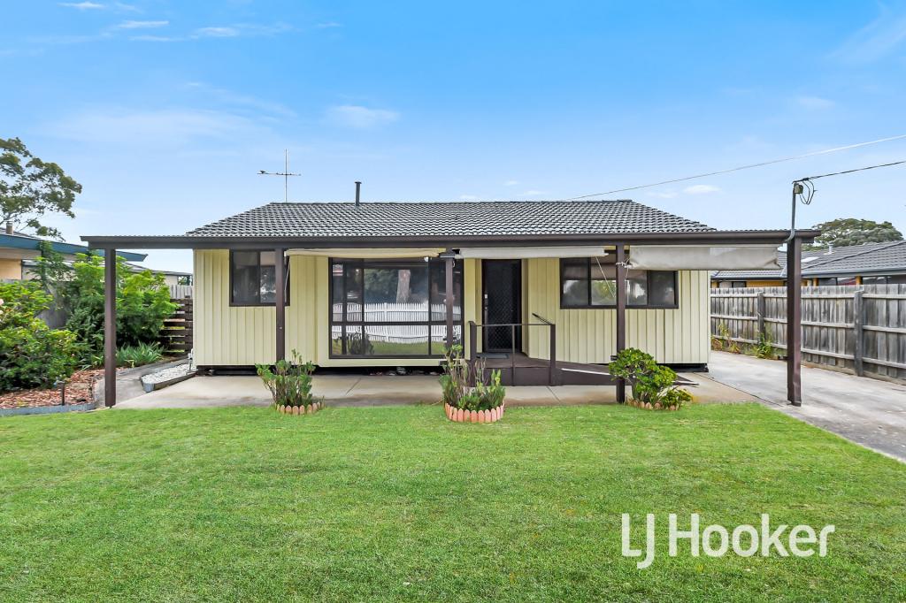 30 WREN ST, HAMPTON PARK, VIC 3976