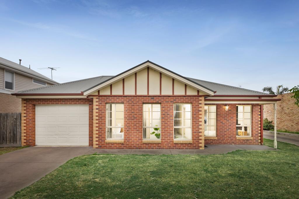 1/1 Pasley St, Sunbury, VIC 3429