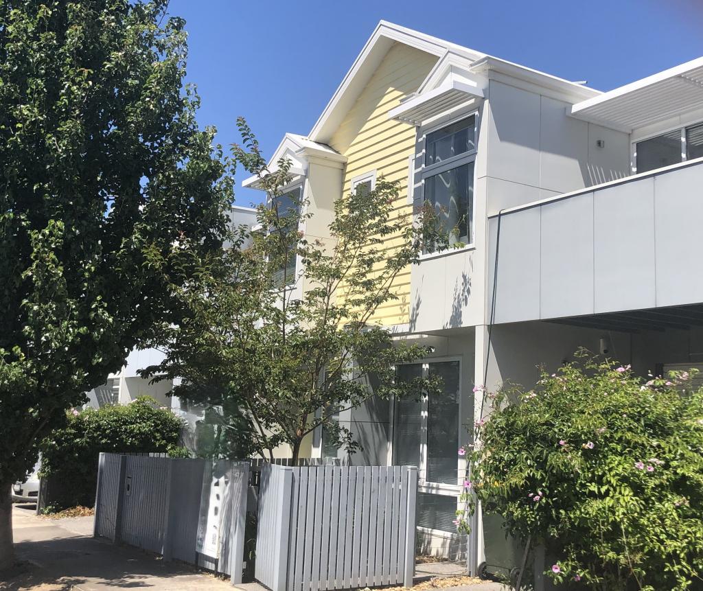 9b Collins St, Geelong West, VIC 3218