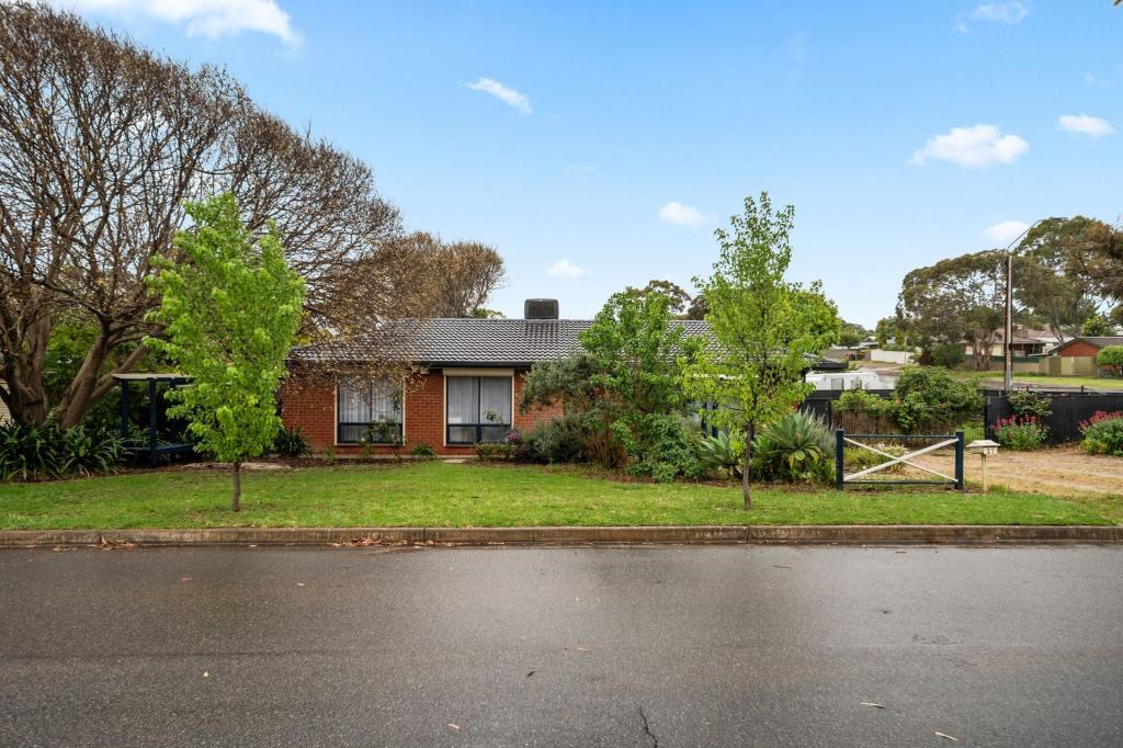 27 Misan Dr, Morphett Vale, SA 5162
