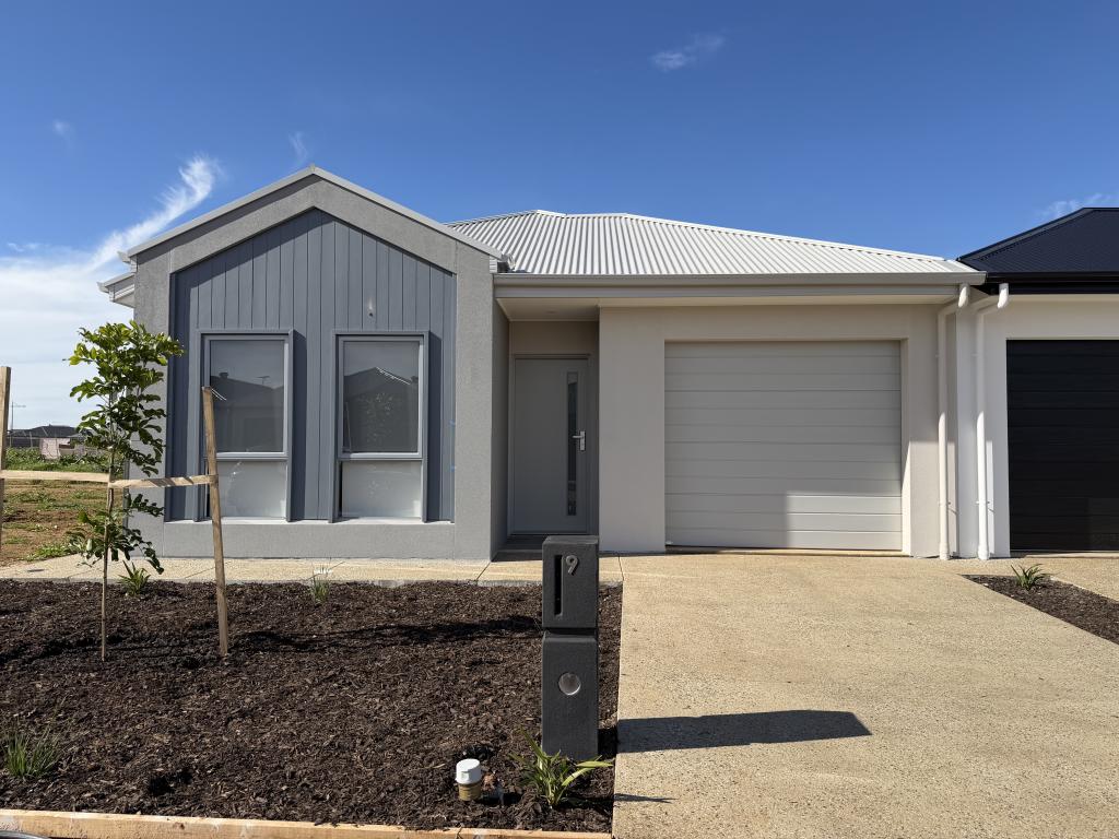 9 TIDMARSH ST, ANGLE VALE, SA 5117