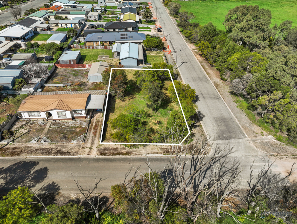 1 Fourth St, Minlaton, SA 5575