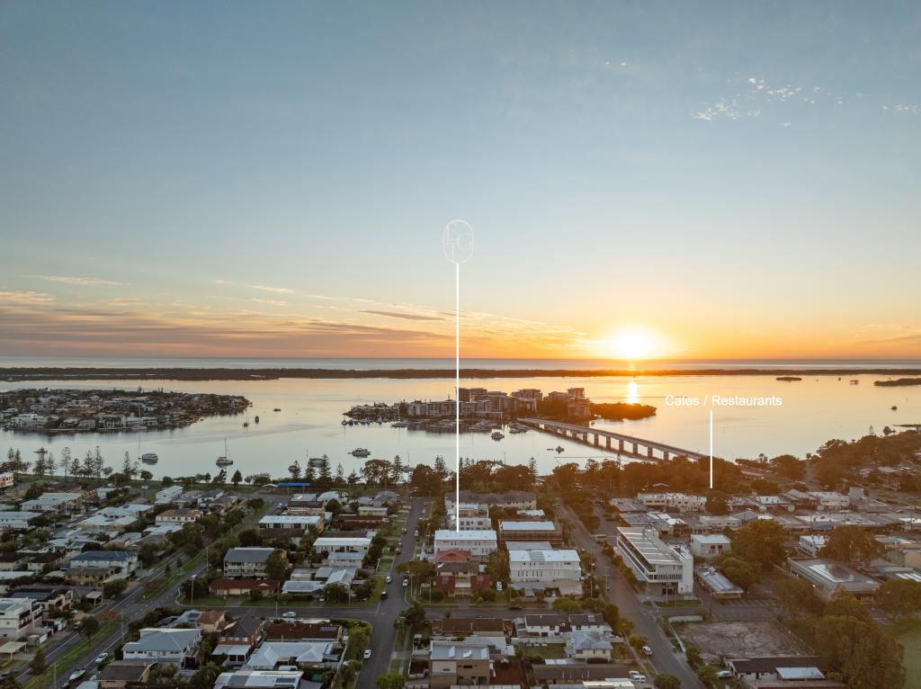 3 & 4/14 VICTOR AVE, PARADISE POINT, QLD 4216