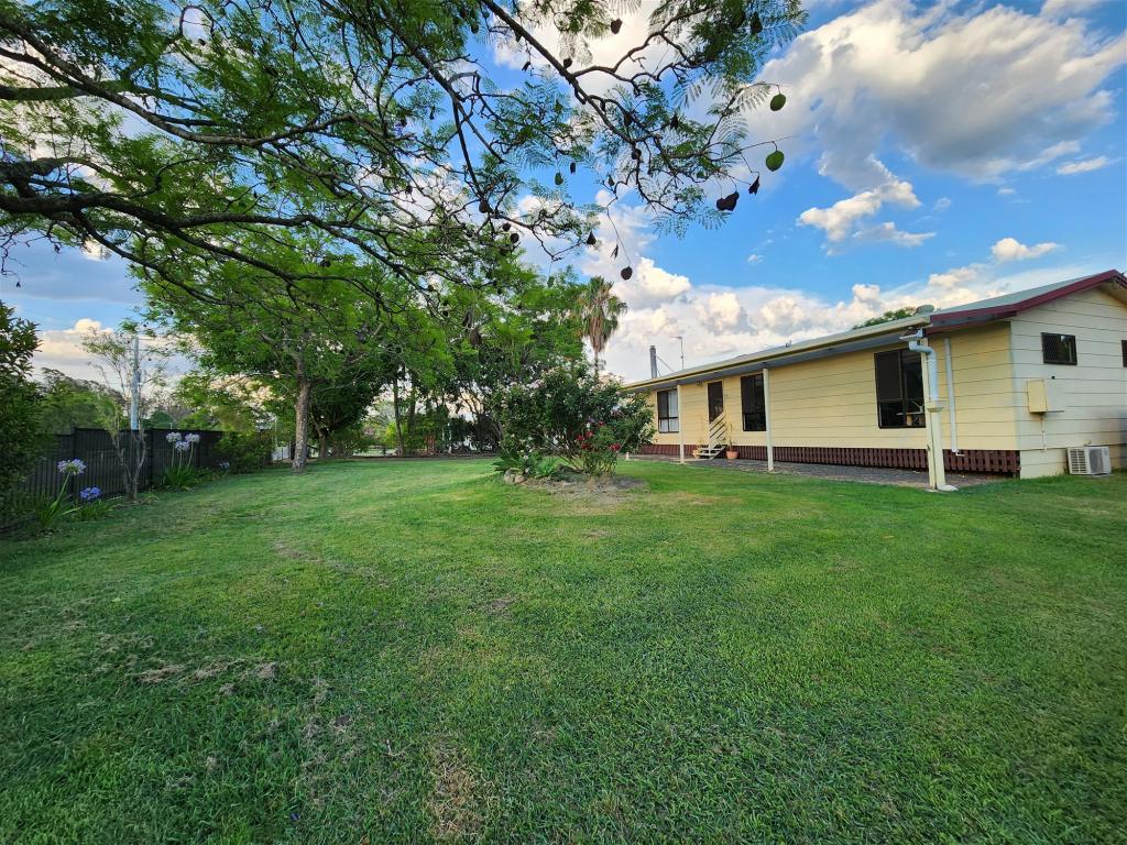 6 Parkridge Dr, Withcott, QLD 4352