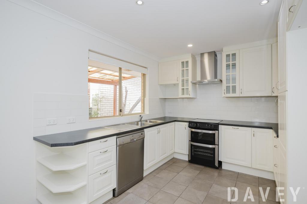 6/27 Scalby St, Scarborough, WA 6019