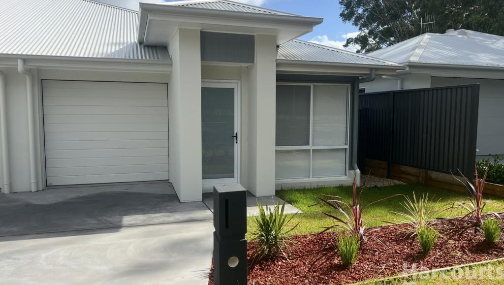 27b Coppice Rd, Thrumster, NSW 2444