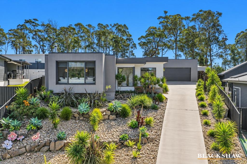 19 Currawong Cres, Malua Bay, NSW 2536