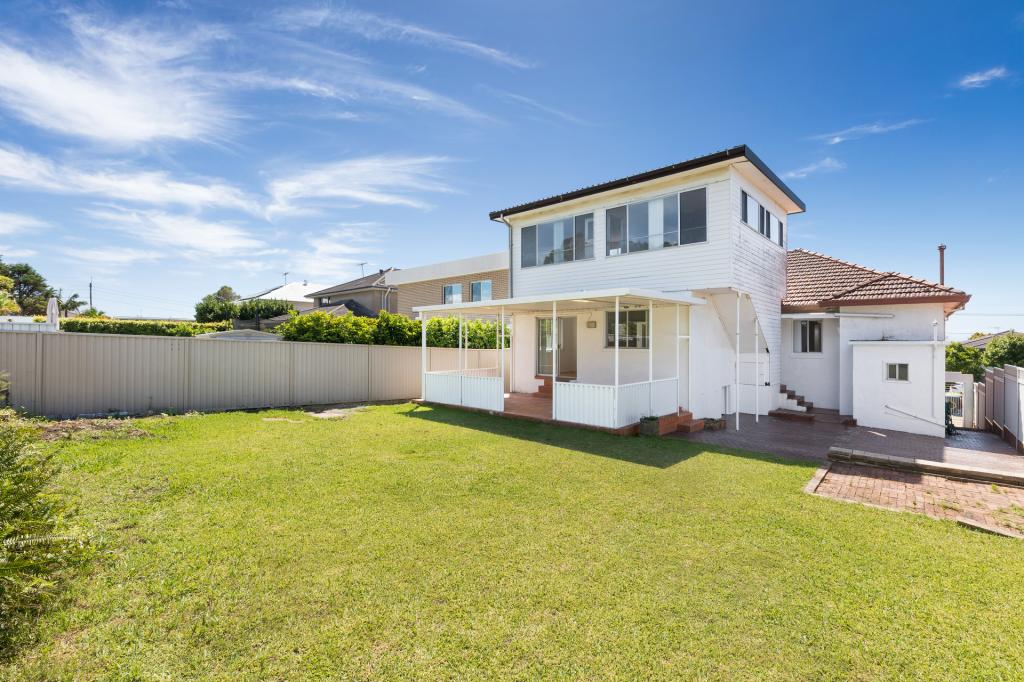 11 Ocean View St, Woolooware, NSW 2230