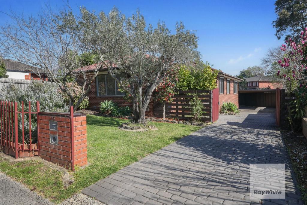 13 Ellesmere Cres, Gladstone Park, VIC 3043