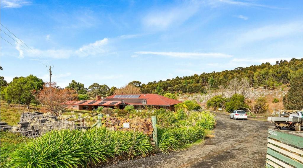 152 Mortons Rd, Pentland Hills, VIC 3341
