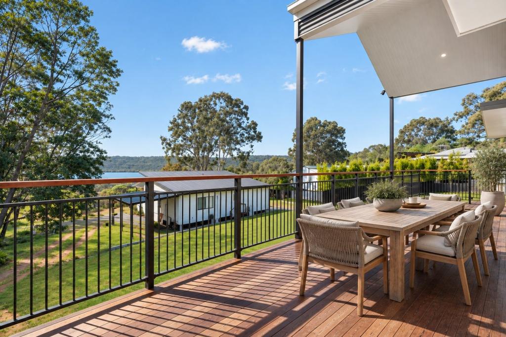 23 Main View Dr, Russell Island, QLD 4184