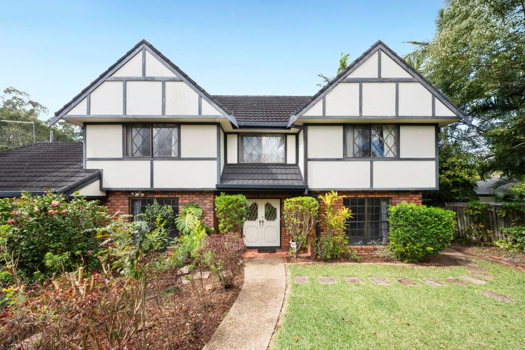 38 Diamantina St, Chapel Hill, QLD 4069
