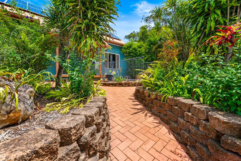 40 DEENYA PDE, RUSSELL ISLAND, QLD 4184