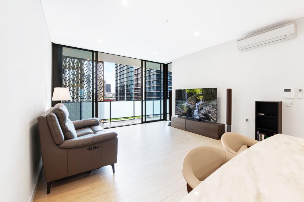 533/1b Burroway Rd, Wentworth Point, NSW 2127