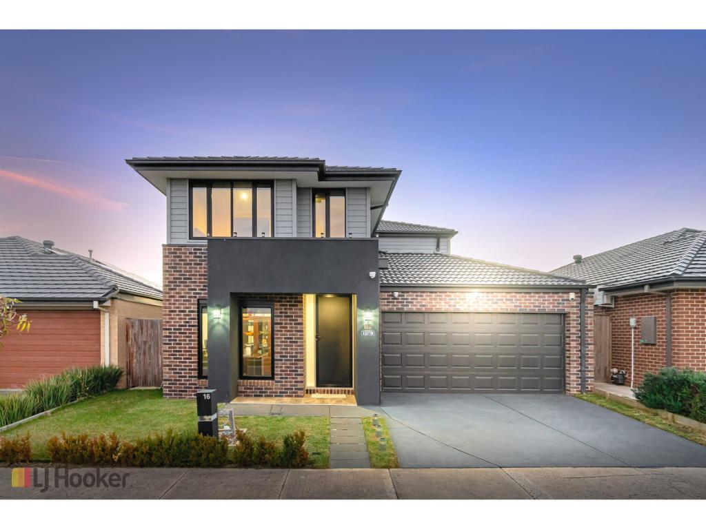 16 Dahlia Cres, Mickleham, VIC 3064