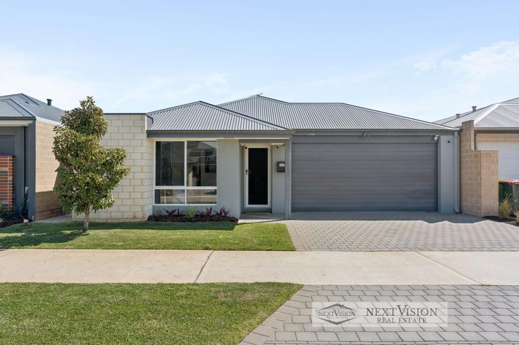 37 Canary Dr, Hammond Park, WA 6164