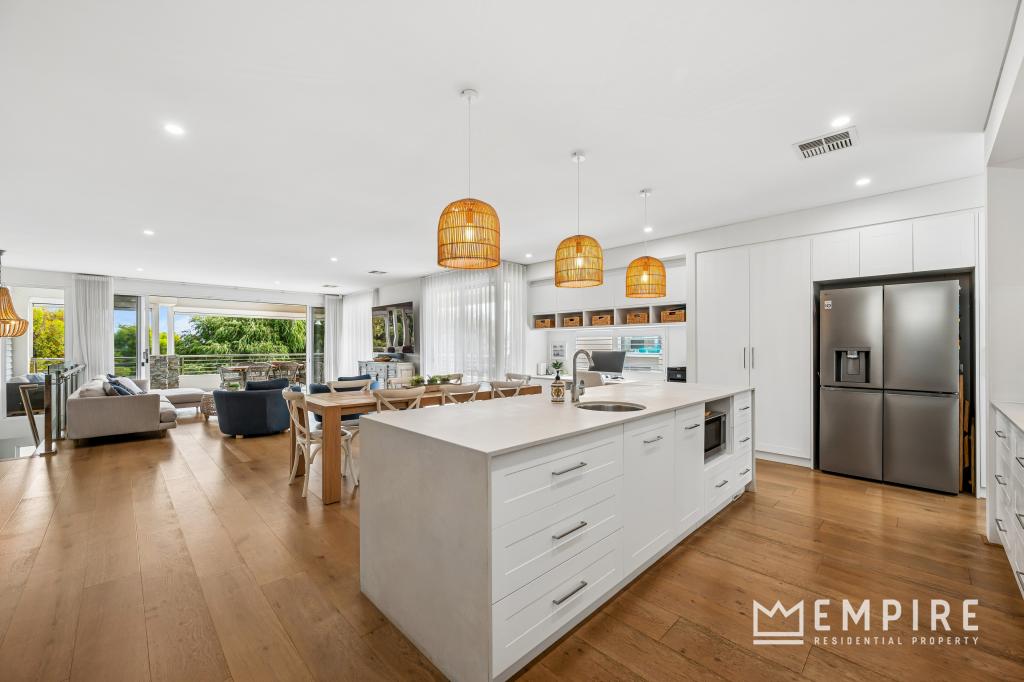 21 PERLINTE VIEW, NORTH COOGEE, WA 6163