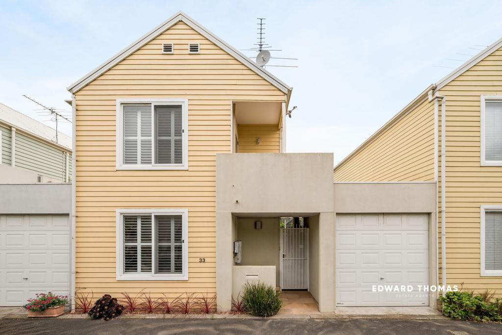 31 - 33 MERINO MEWS, KENSINGTON, VIC 3031