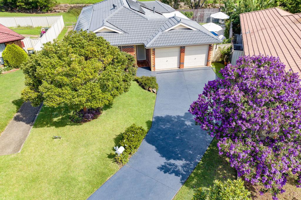 8 Andrews Pl, St Helens Park, NSW 2560