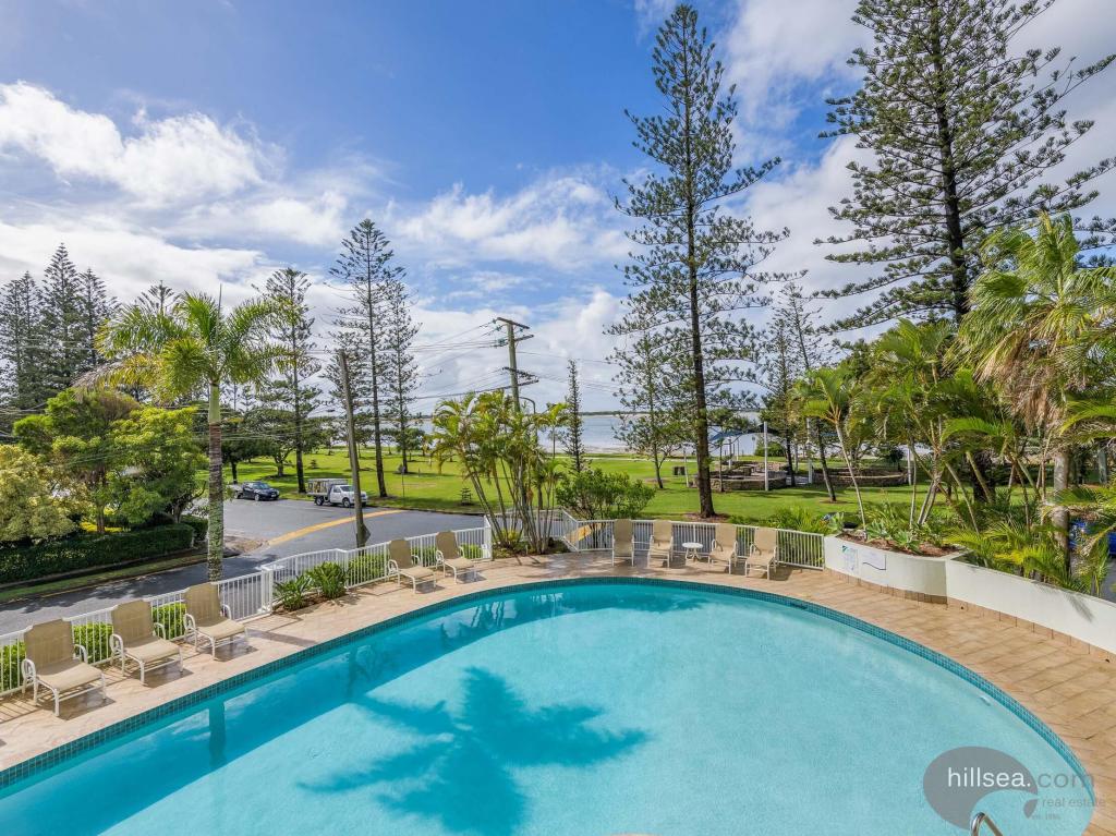 203/182-192 Marine Pde, Labrador, QLD 4215