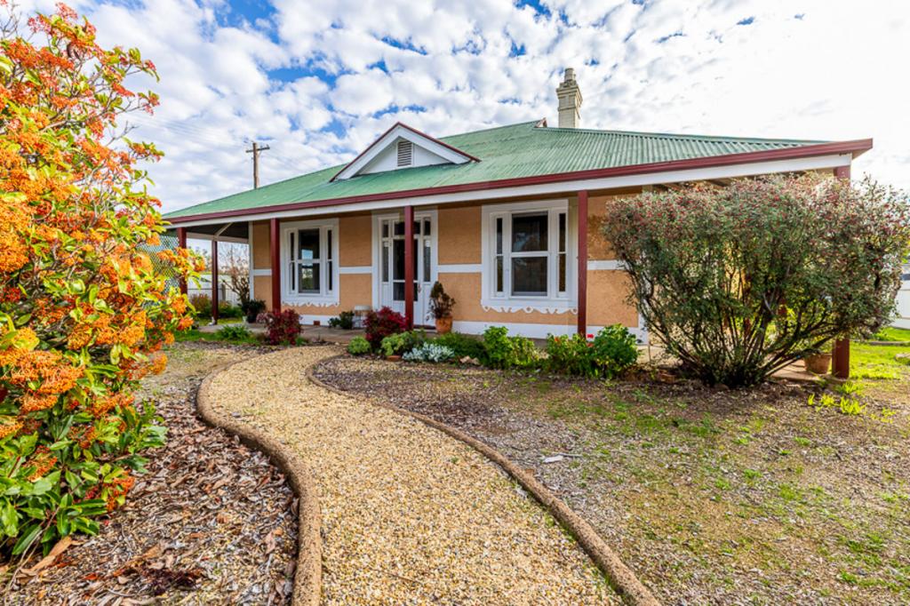 60 Allan St, Henty, NSW 2658