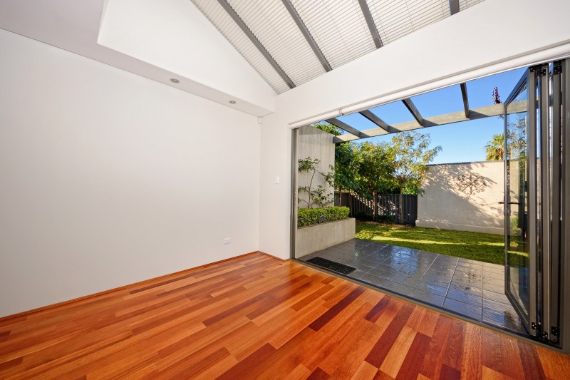 1/52 MANCHESTER RD, GYMEA, NSW 2227