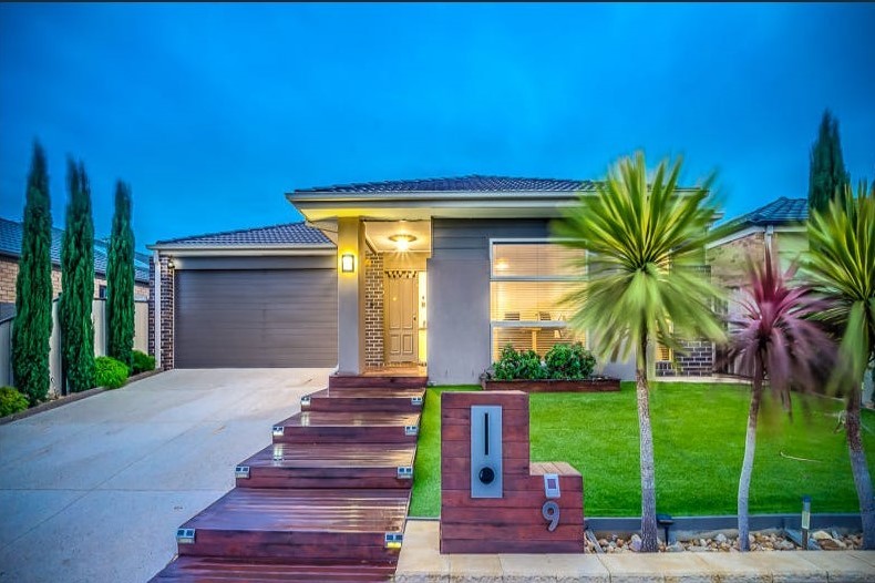 9 Tamar Ave, Point Cook, VIC 3030