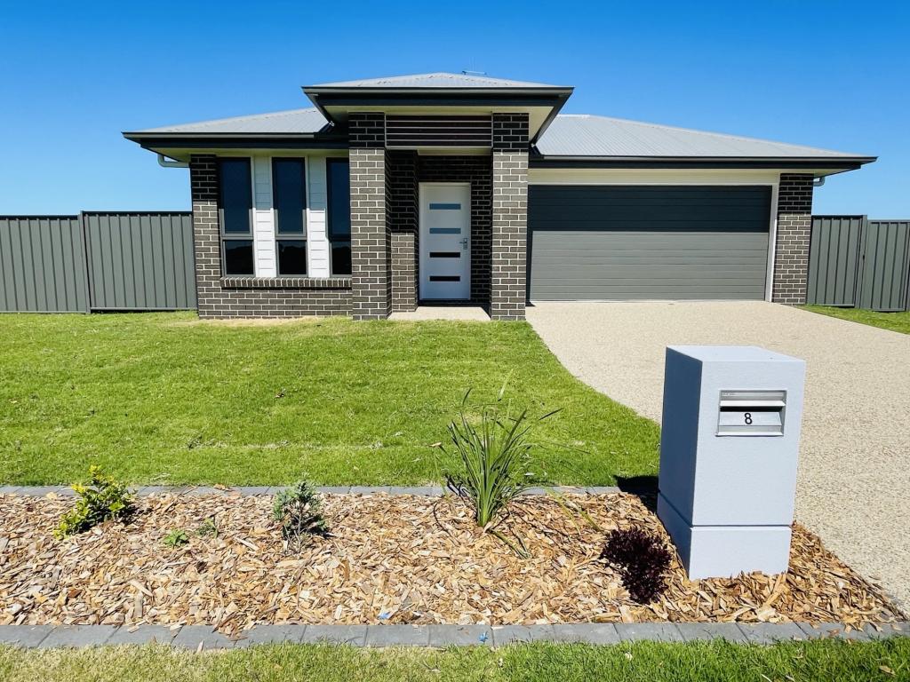 8 Gull St, Woodgate, QLD 4660