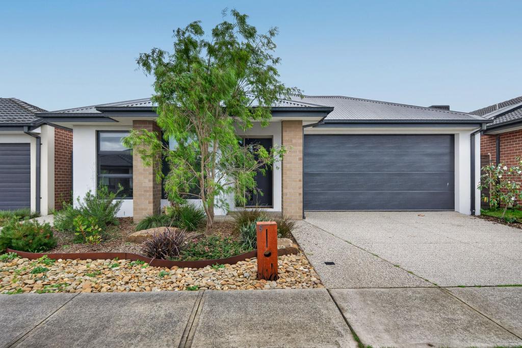 5 Golden Banksia Dr, Officer, VIC 3809