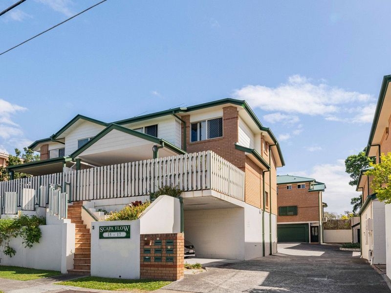 1/15-17 Vera St, Greenslopes, QLD 4120