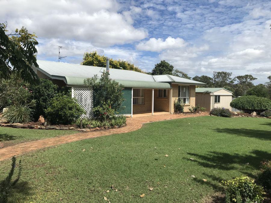 17-19 Nicholas St, Goombungee, QLD 4354