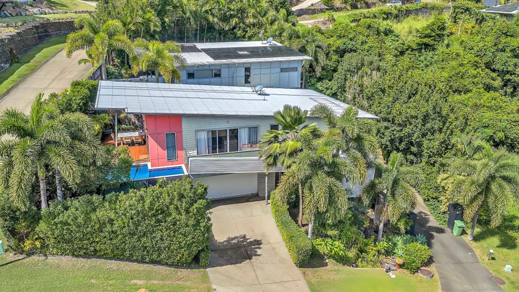 56a Eshelby Dr, Cannonvale, QLD 4802