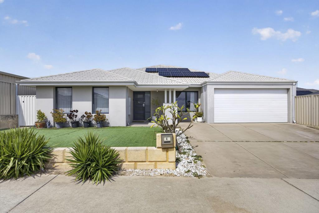 4 LENNOX DR, SECRET HARBOUR, WA 6173